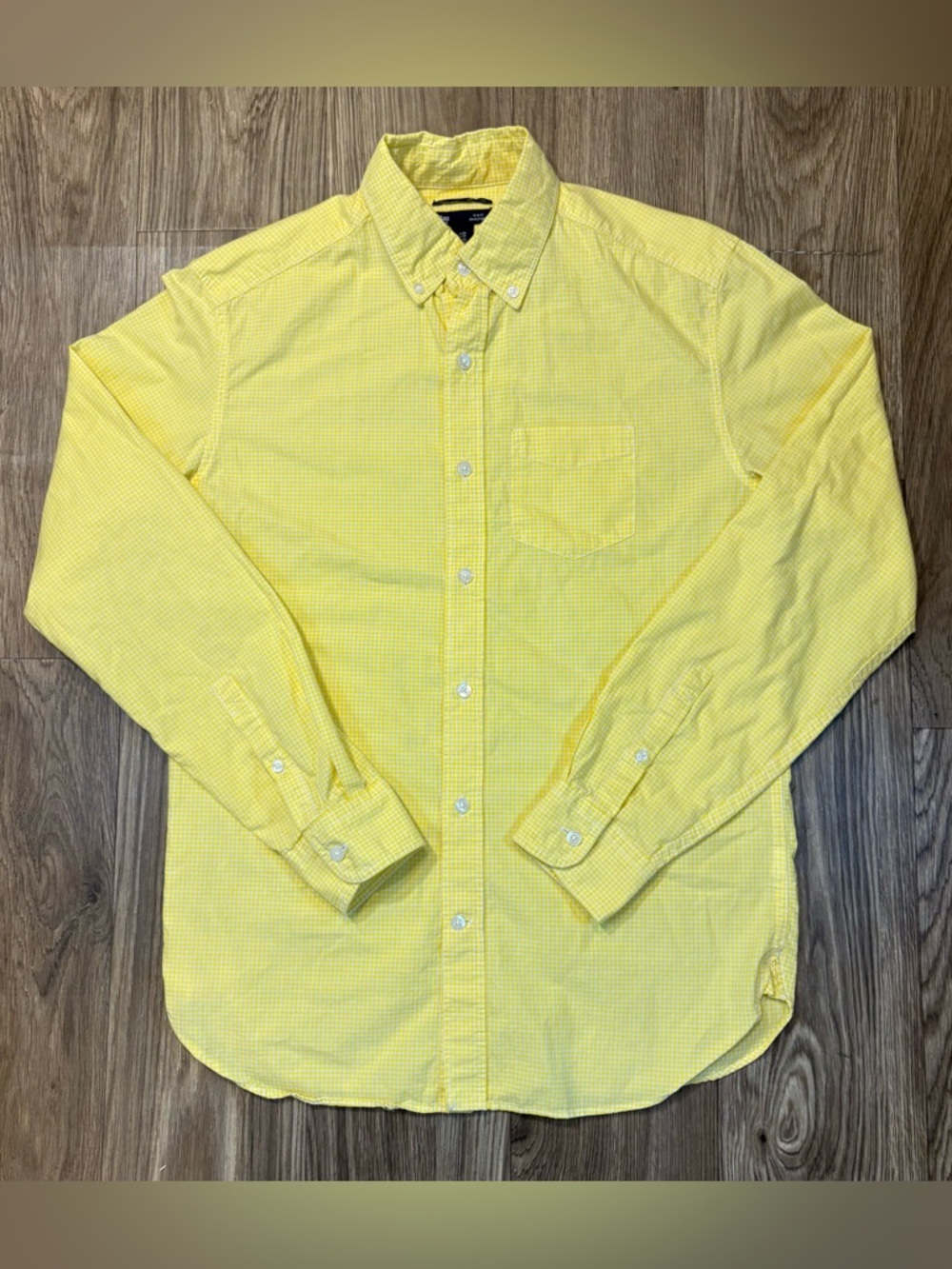 Yellow Gap Long-Sleeve Button-Down Shirt